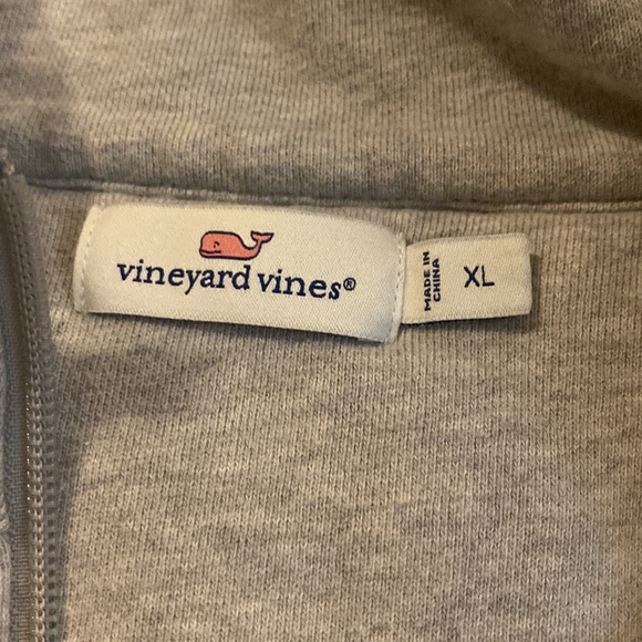 Vineyard Vines zip up - Picture 3 of 3